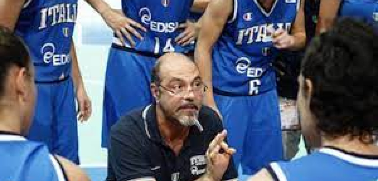 Coach Giovanni Lucchesi