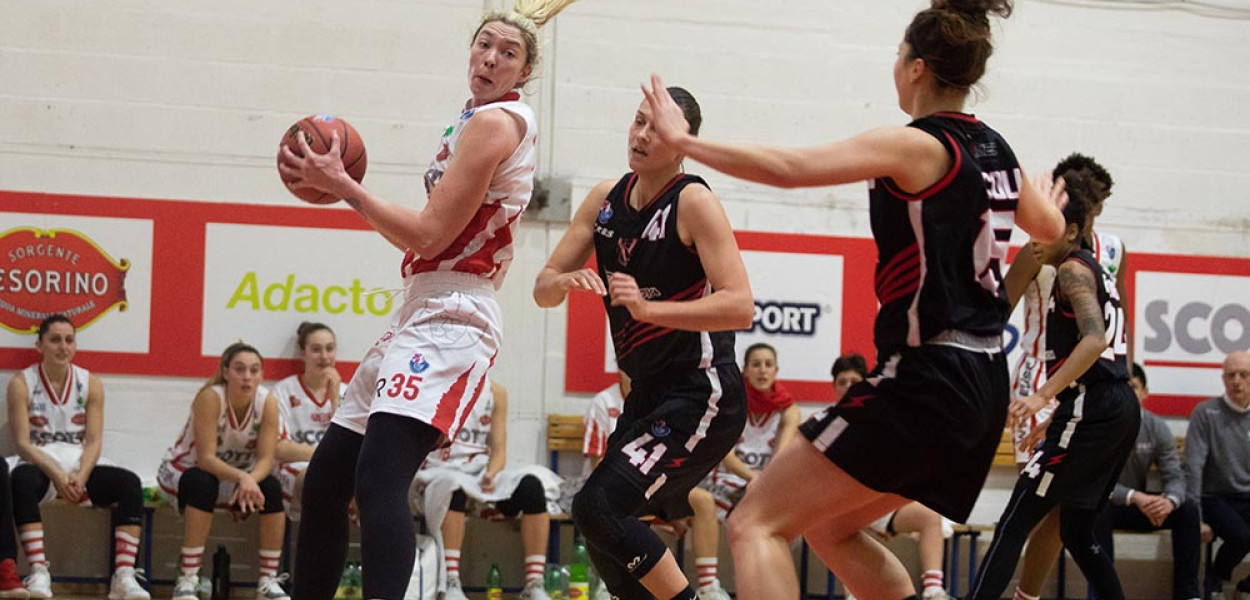 Erin Mathias, per lei 26 punti