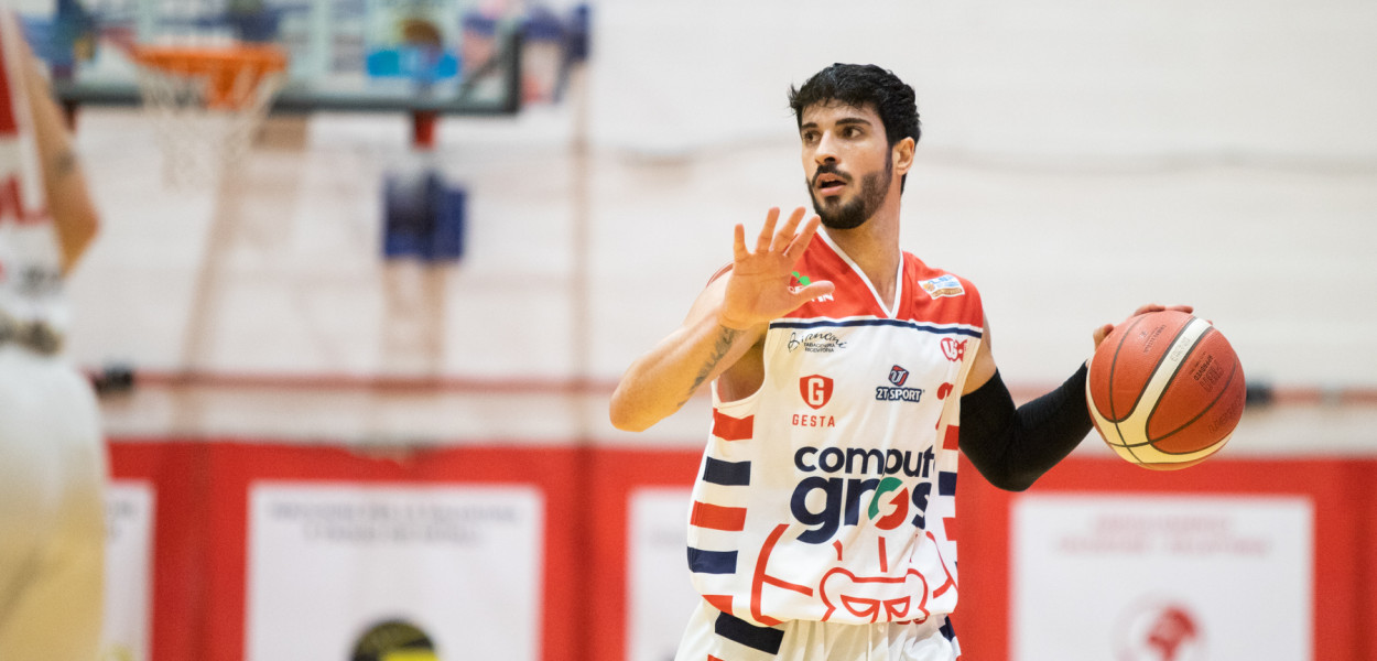 Il play Valerio Costa